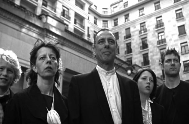 still / picture for De onbaatzuchtigen/The altruists