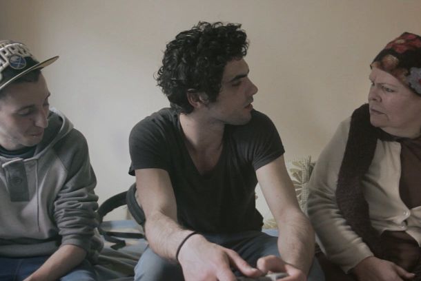 still / picture for Por Aqui Nada de Novo